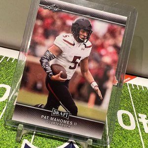 Patrick Mahomes 2017 Leaf